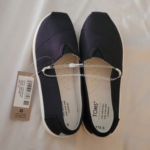 TOMS Youth Belmont Black Canvas Shoes - Size 13.5